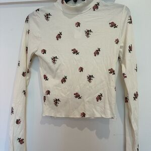 Chic Floral Cream Long Sleeve Blouse